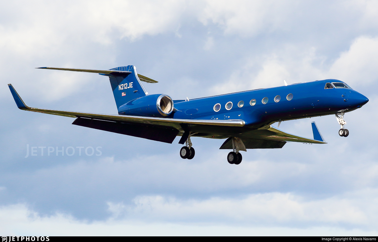 Gulfstream G550 — N212JE