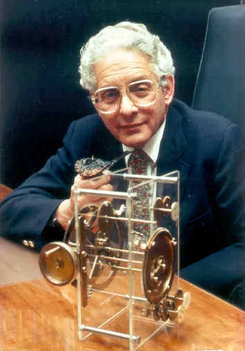 Derek de Solla Price — Physicist and science historian (1922–1983)