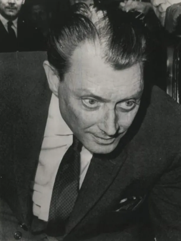 Stephen Ward — English osteopath (1912–1963)
